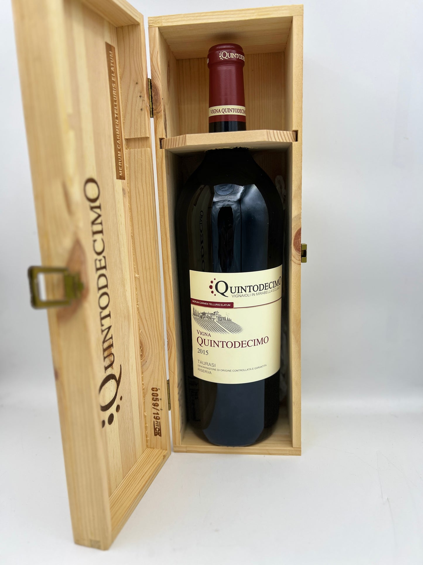 Quintodecimo - Villa Quintodecimo Taurasi riserva 2015 cassa legno