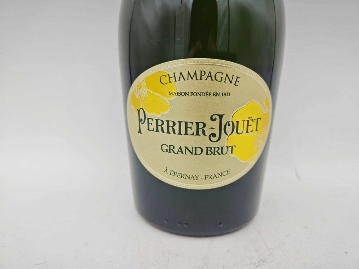 Perrier-Jouet Grand Brut Champagne con Astuccio 12% vol. 0,75l