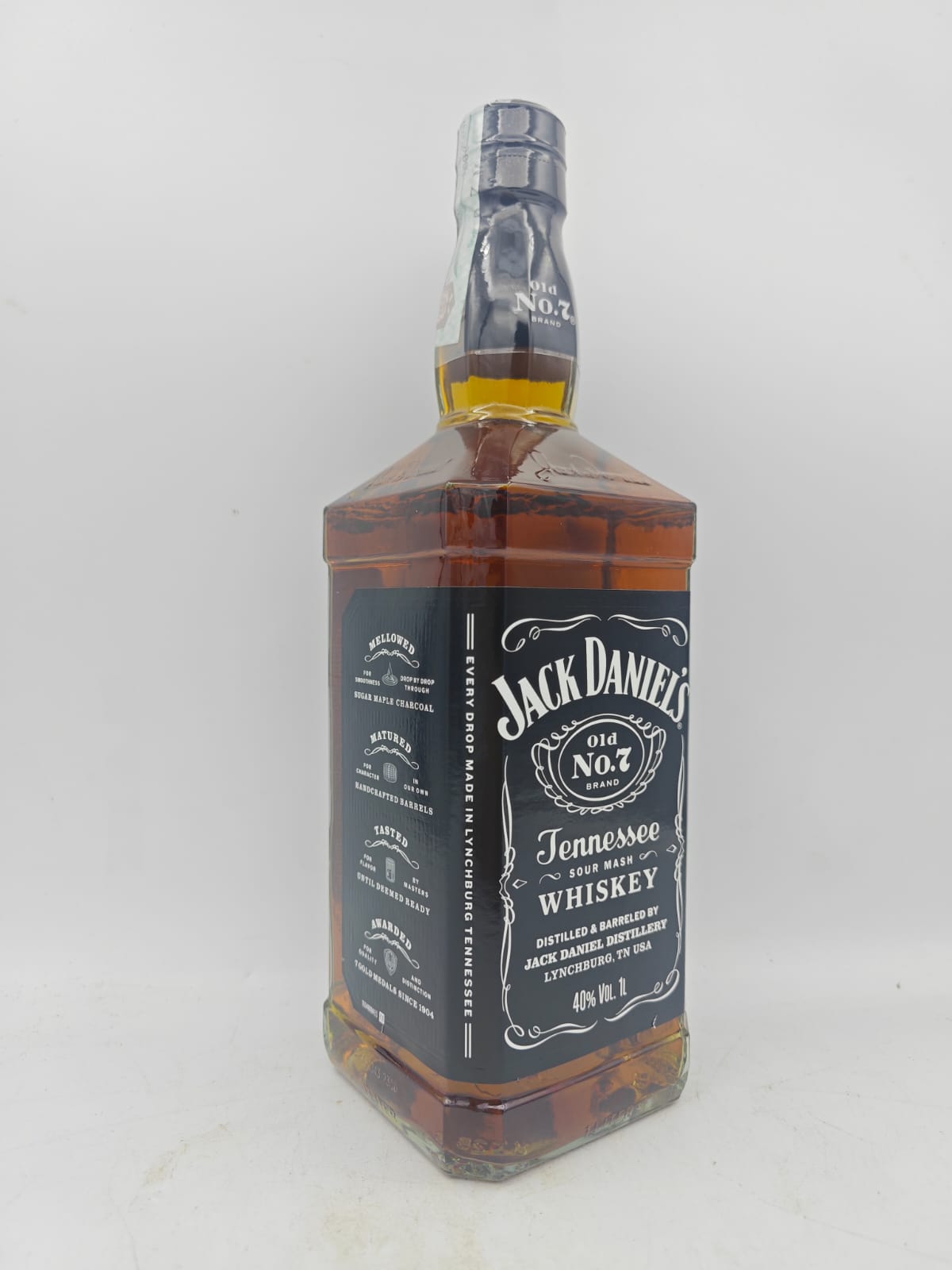 Jack Daniel's Tennessee Whiskey Old N. 7 Brand 1Litro