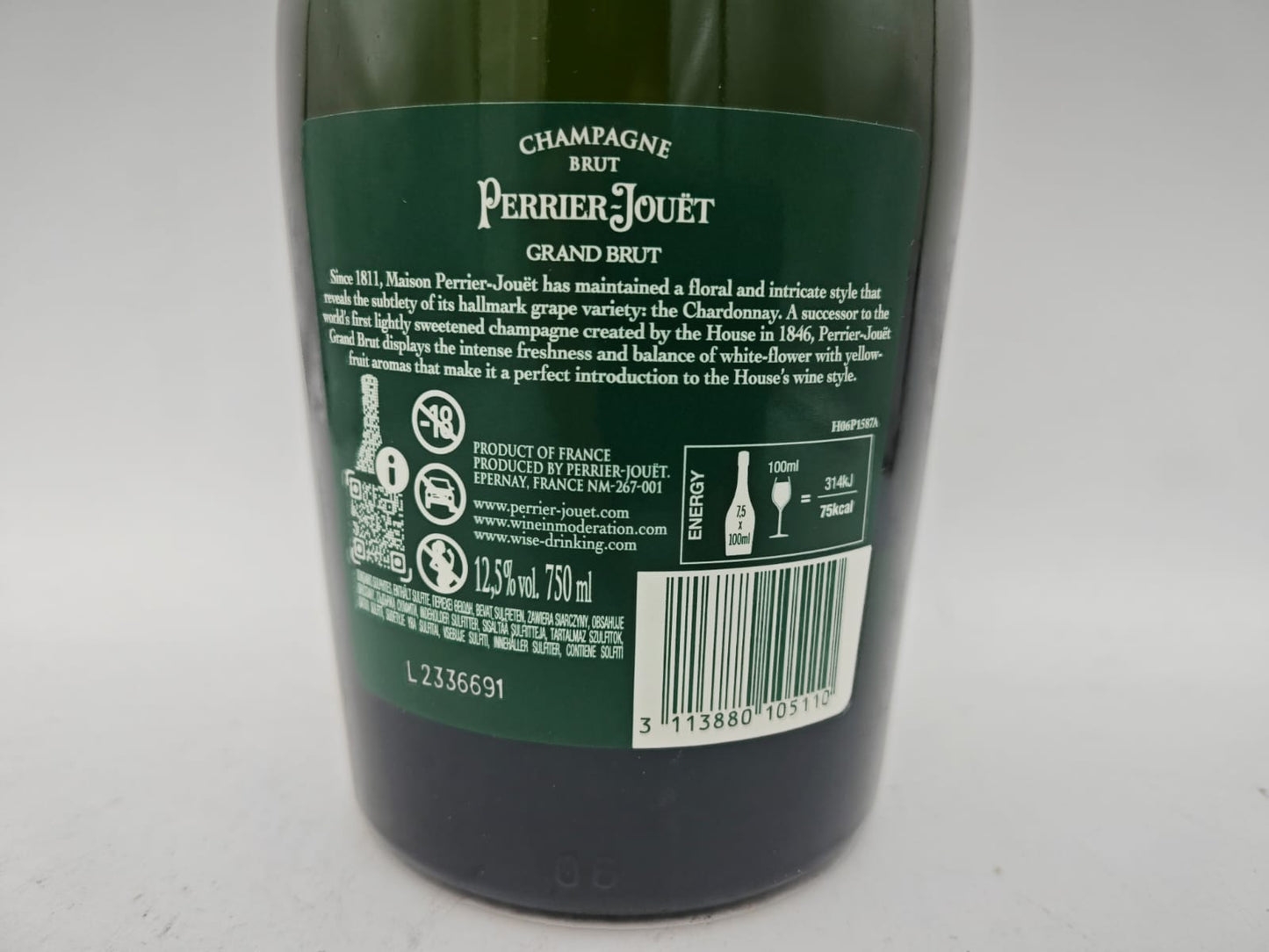 Perrier-Jouet Grand Brut Champagne con Astuccio 12% vol. 0,75l