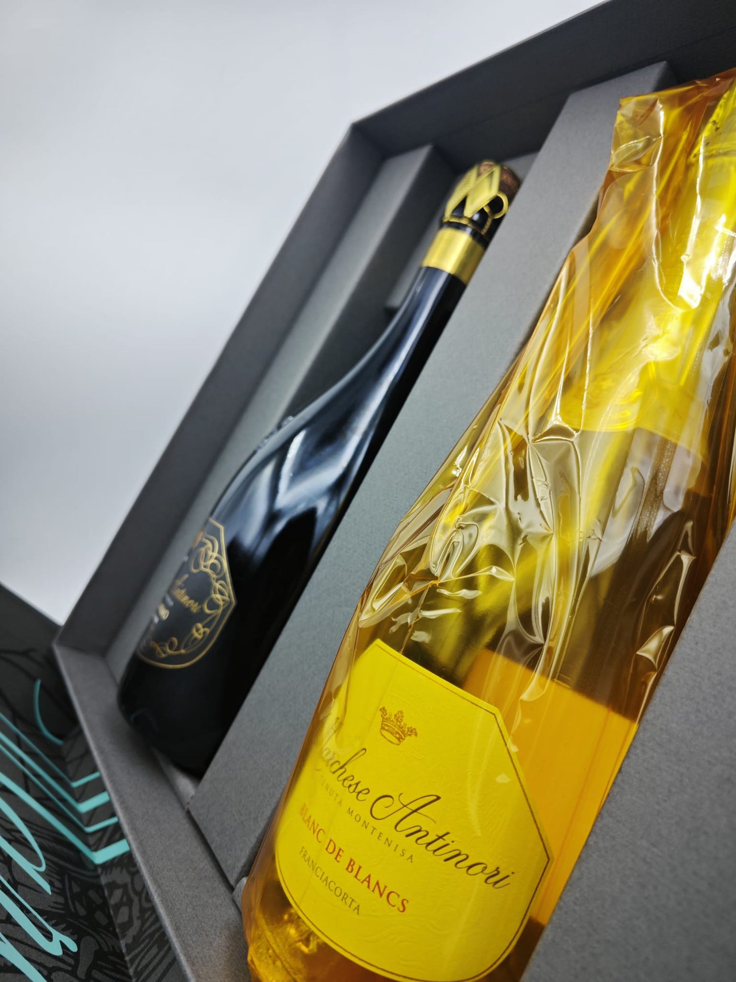 Antinori Tenuta Montenisa - Gift Box 2 Bott.