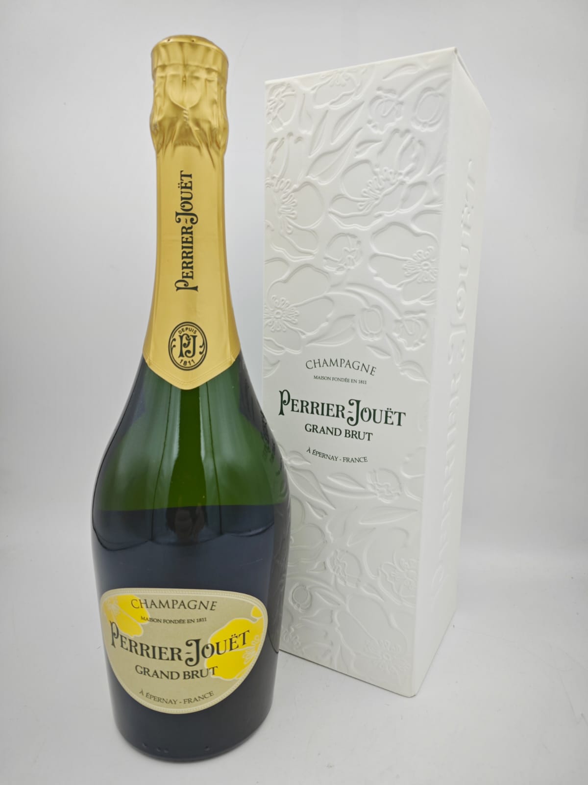 Perrier-Jouet Grand Brut Champagne con Astuccio 12% vol. 0,75l