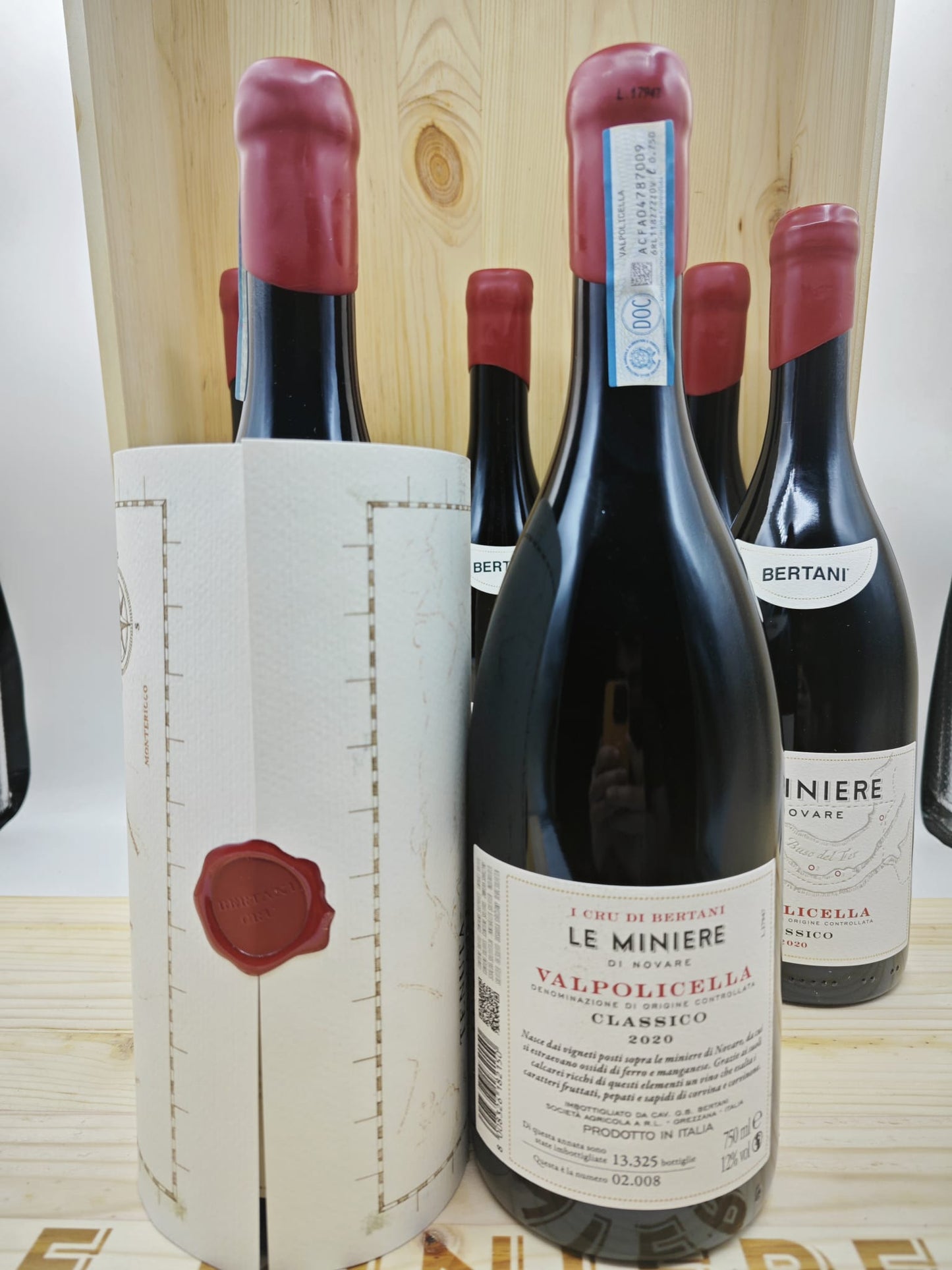 Bertani Cru - Le Miniere di Novare Valpolicella Classico Doc 2020 Bertani Cassa Legno 6 Bottiglie