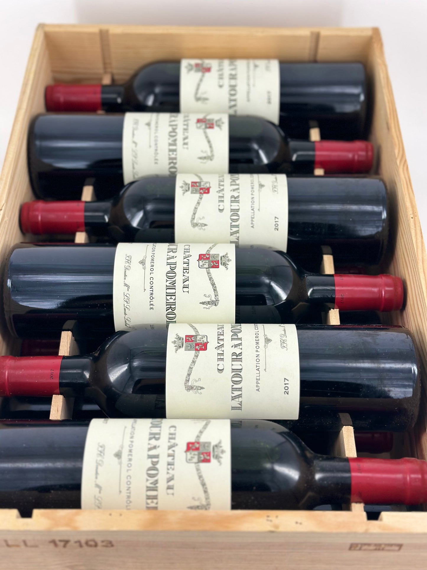 CHATEAU LATOUR A POMEROL 2017 0.75 LT.CASSA LEGNO 12 BOTT