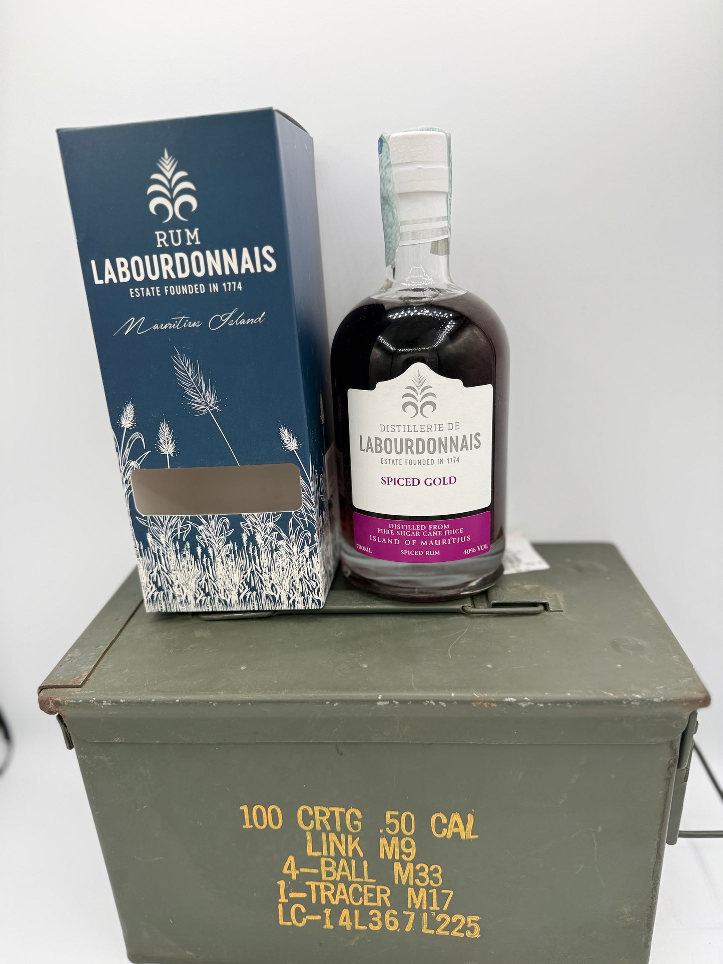 RUM LABOURDONNAIS SPICED GOLD ASTUCCIATO IN CASSA MUNIZIONI CL 70