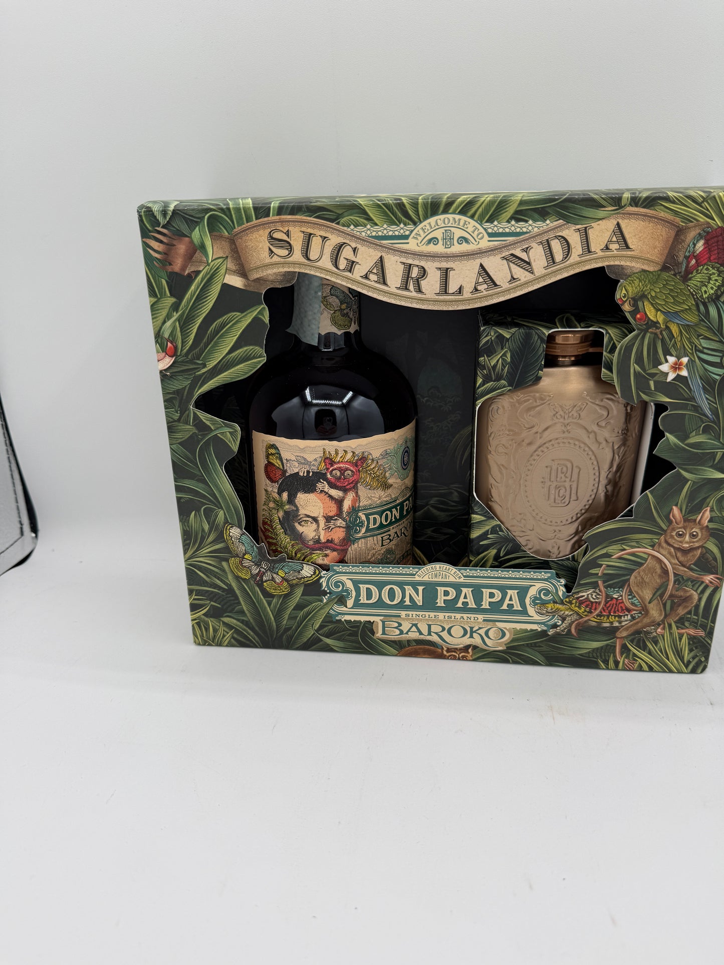 Don Papa BAROKO 40% Vol. 0,7l in confezione regalo con Hip Flask