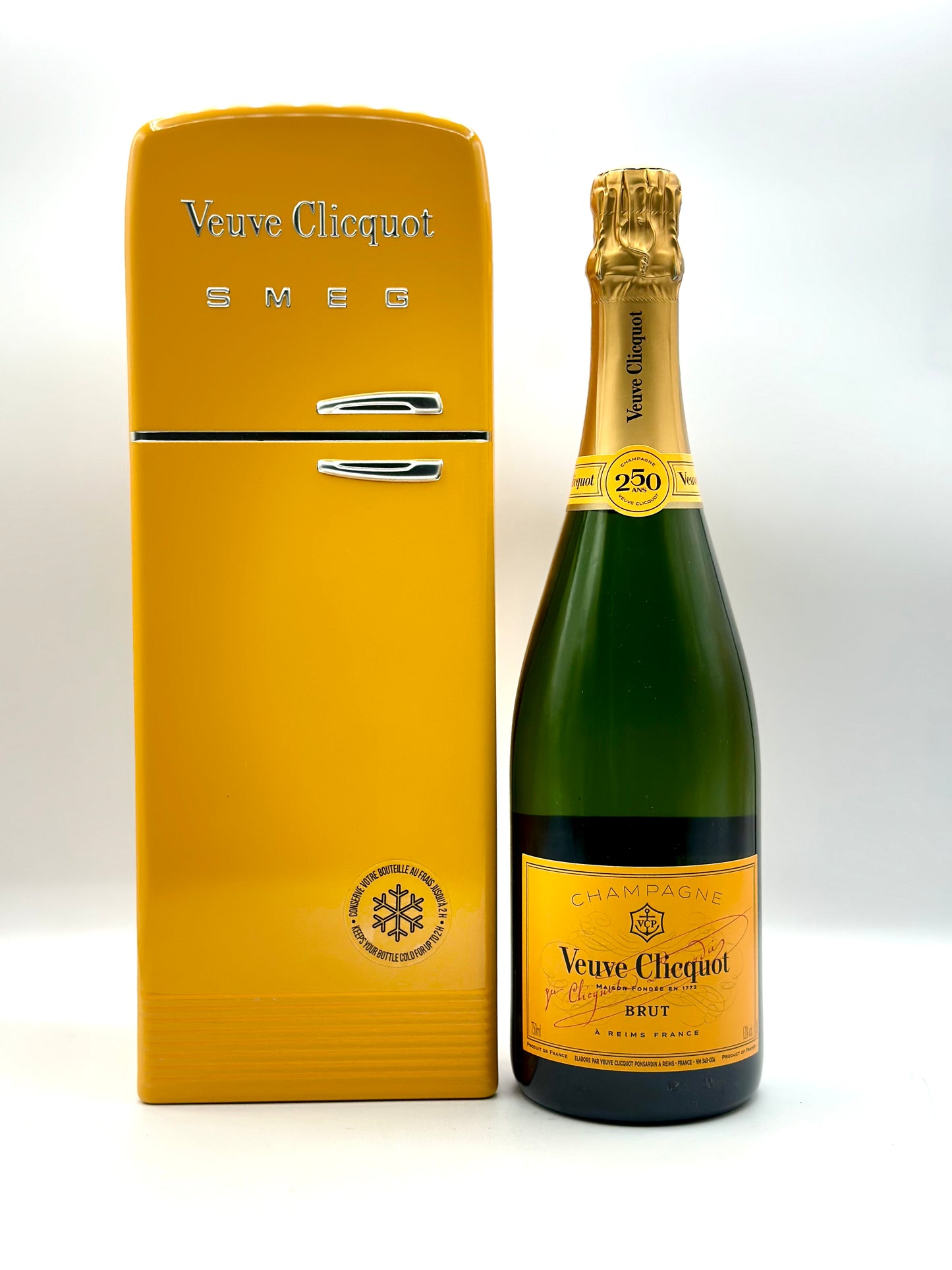 VEUVE CLICQUOT CHAMPAGNE BRUT YELLOW SMEG FRIDGE COLLECTION LTD ED FRANCE