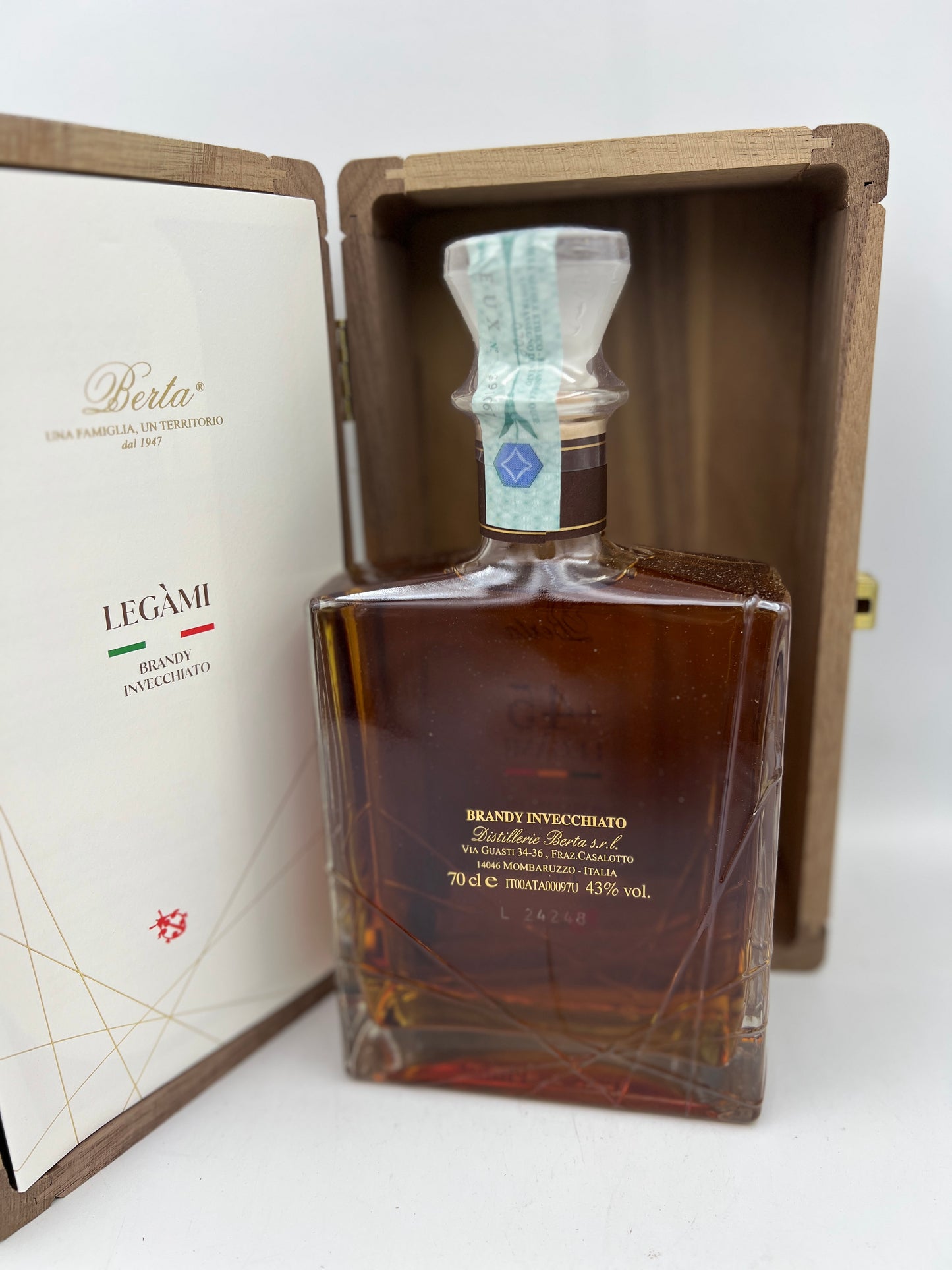 Berta Legàmi +45 Brandy Invecchiato 45 Anni 70 Cl Astuccio in Legno