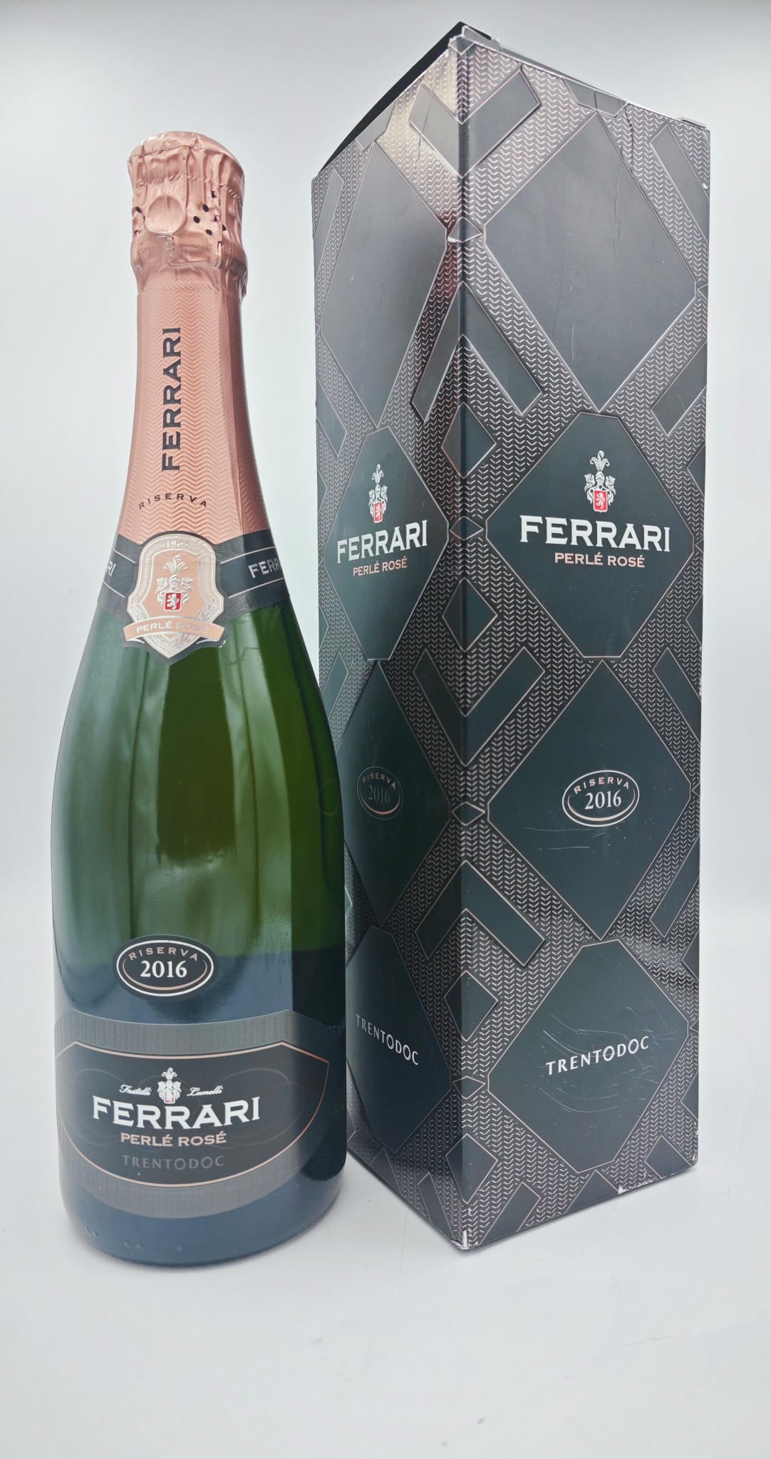 Trento Riserva DOC "Perlé Rosé" 2016 - Ferrari (astuccio)