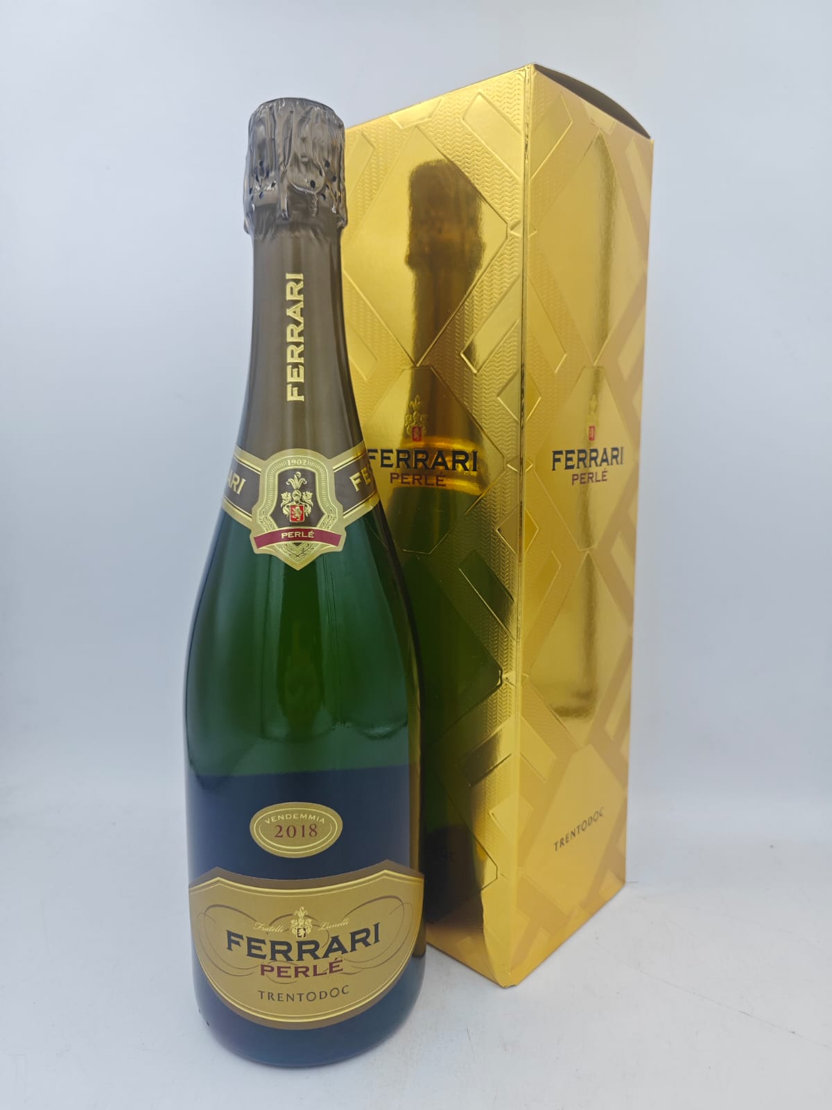 TRENTO DOC BRUT RISERVA "PERLÈ" 2018 ASTUCCIATO - FERRARI