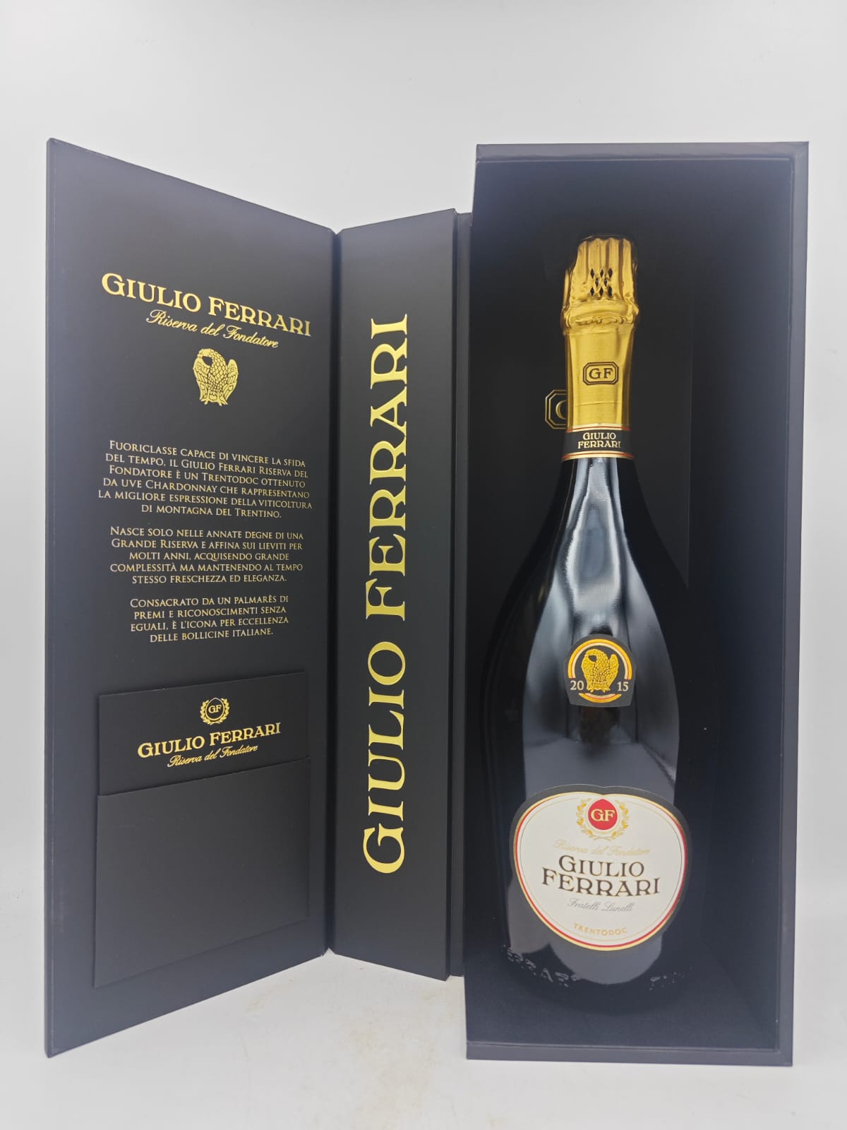 Trento DOC "Giulio Ferrari Riserva del Fondatore" 2015 - Ferrari (cofanetto)
