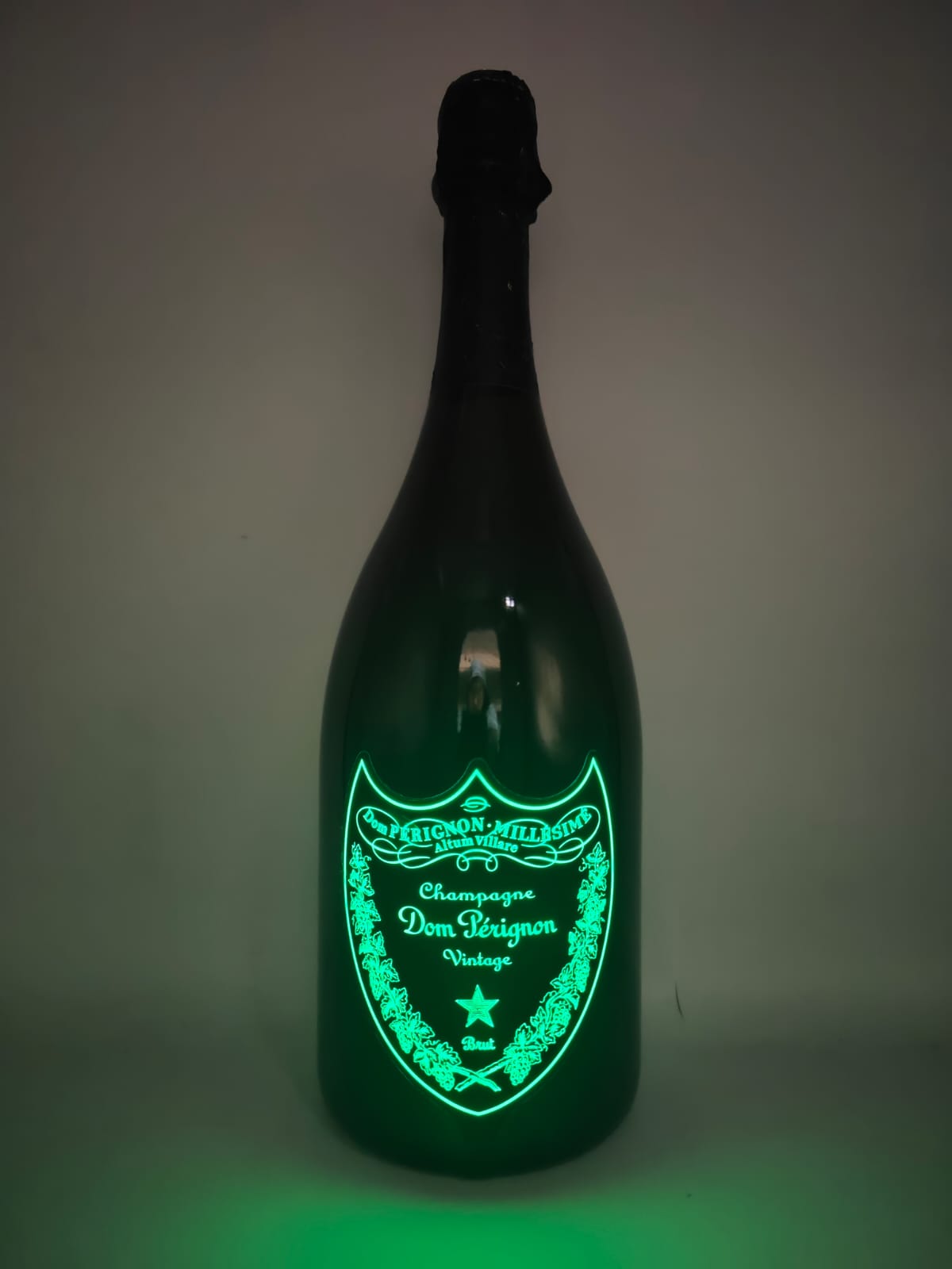 Dom Pérignon Luminous Vintage 2008 Formato: 0.75 L