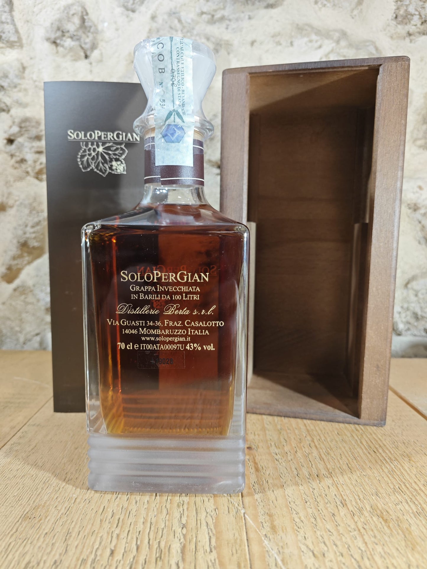 Grappa SoloPerGian Riserva Berta (Cassetta Legno)