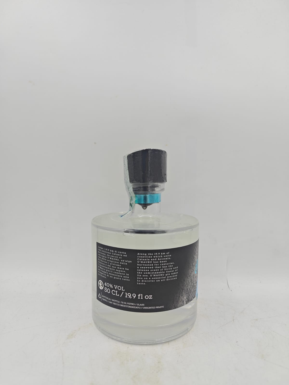 Gin U'Mauru 50cl 19.9 IN SPIRIT – Classic Edition
