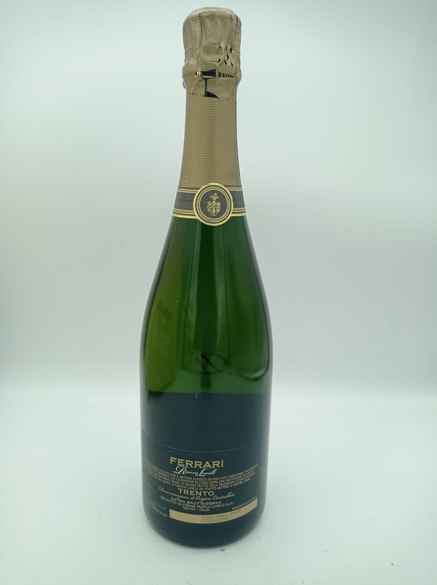 Ferrari Extra Brut Riserva Lunelli 2015