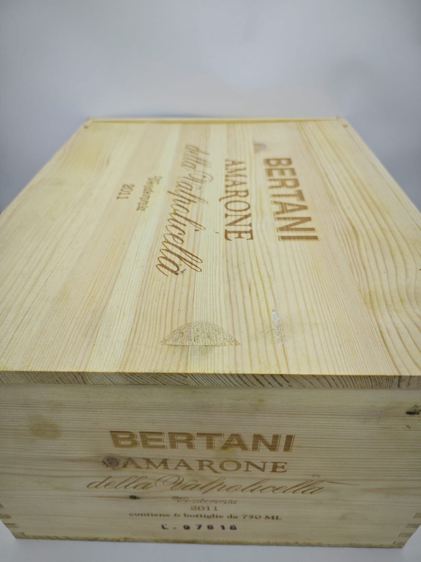 Amarone Classico Superiore 2011 Bertani box legno 6 bottiglie