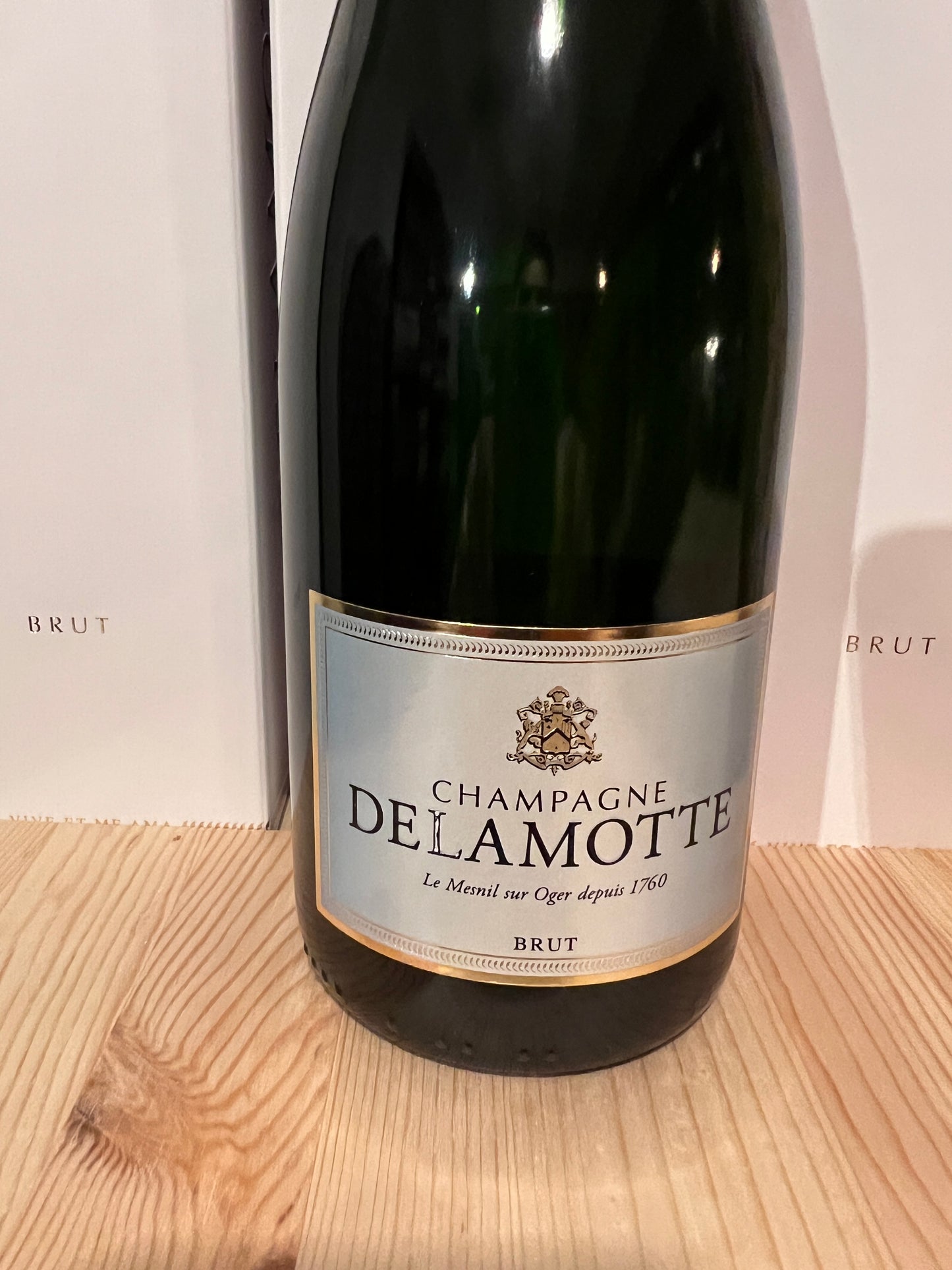 Champagne Brut Delamotte